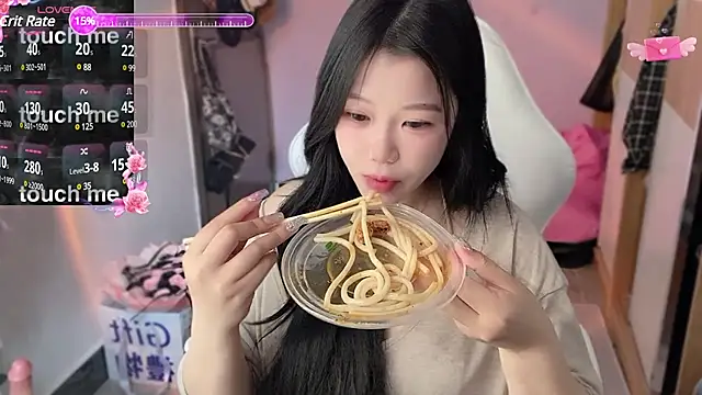 Snapshot of xiSSts chatting on March 2025 12:58:02 AM xiSSts online show from March 2025 12:58:02 AM