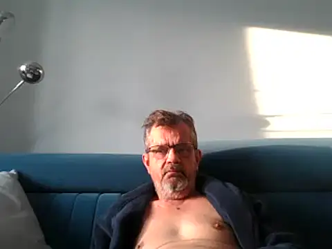 Snapshot of axecoman60 chatting on February 2025 07:04:02 AM axecoman60 online show from February 2025 07:04:02 AM