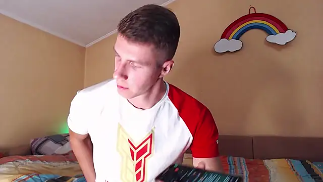 Snapshot of Chris_Brien chatting on November 2025 04:20:01 PM Chris Brien online show from November 2025 04:20:01 PM