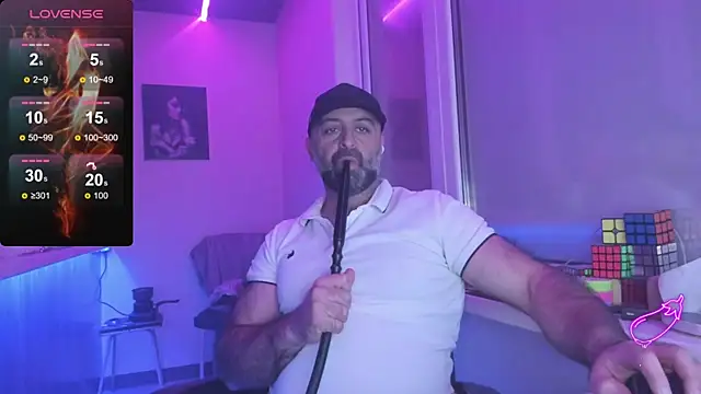 Snapshot of MAGABEAR077 chatting on October 2025 02:45:02 AM MAGABEAR077 online show from October 2025 02:45:02 AM