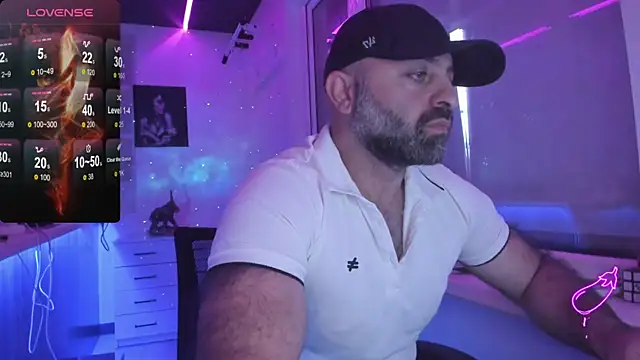 Snapshot of MAGABEAR077 chatting on November 2025 10:26:02 AM MAGABEAR077 online show from November 2025 10:26:02 AM