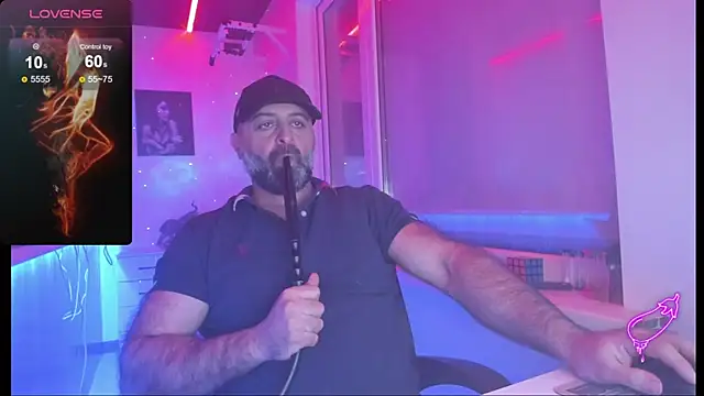 Snapshot of MAGABEAR077 chatting on December 2025 07:10:01 PM MAGABEAR077 online show from December 2025 07:10:01 PM