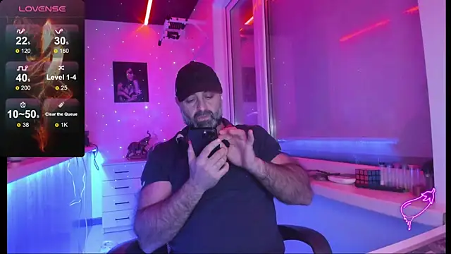 Snapshot of MAGABEAR077 chatting on December 2025 05:25:02 AM MAGABEAR077 online show from December 2025 05:25:02 AM