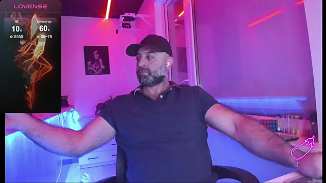 Snapshot of MAGABEAR077 chatting on December 2025 10:56:02 AM MAGABEAR077 online show from December 2025 10:56:02 AM