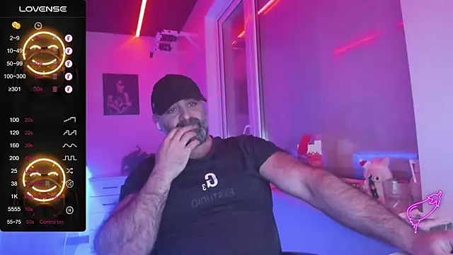 Snapshot of MAGABEAR077 chatting on January 2026 10:53:01 AM MAGABEAR077 online show from January 2026 10:53:01 AM