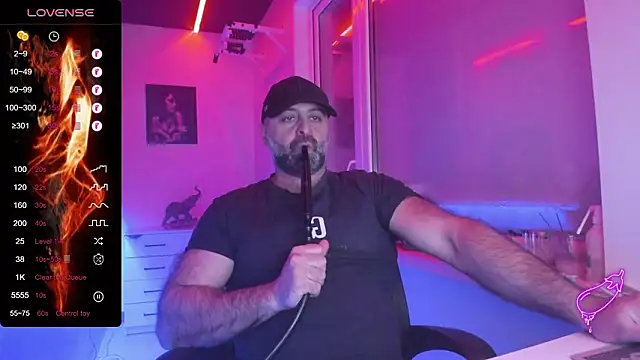 Snapshot of MAGABEAR077 chatting on February 2026 03:11:01 AM MAGABEAR077 online show from February 2026 03:11:01 AM