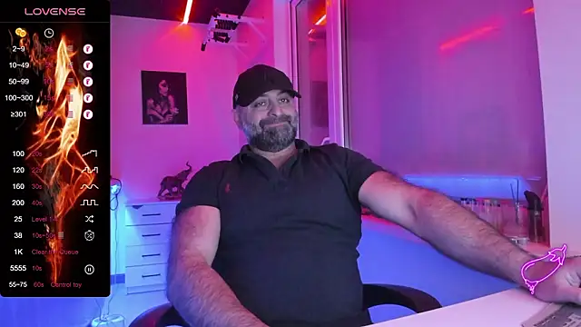 Snapshot of MAGABEAR077 chatting on February 2026 07:29:02 PM MAGABEAR077 online show from February 2026 07:29:02 PM