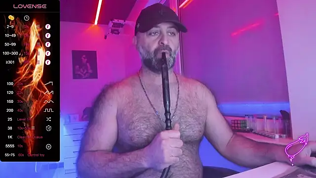 Snapshot of MAGABEAR077 chatting on February 2026 11:11:02 PM MAGABEAR077 online show from February 2026 11:11:02 PM