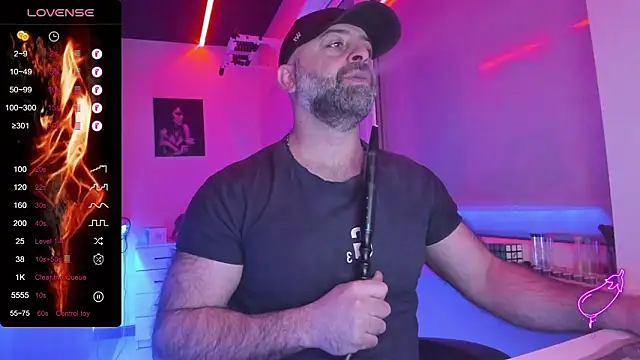 Snapshot of MAGABEAR077 chatting on February 2026 01:57:01 AM MAGABEAR077 online show from February 2026 01:57:01 AM