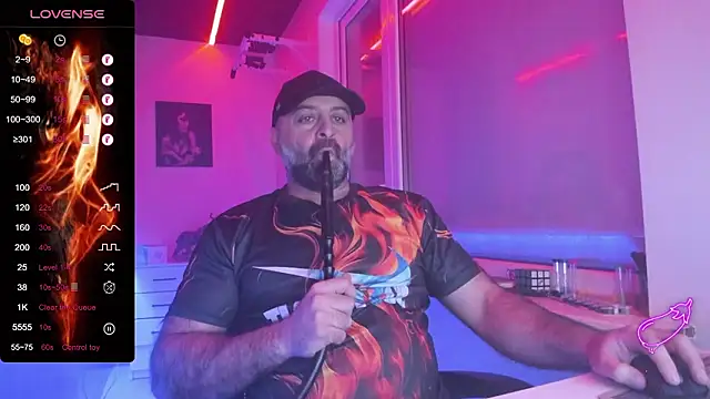 Snapshot of MAGABEAR077 chatting on February 2026 06:37:02 PM MAGABEAR077 online show from February 2026 06:37:02 PM