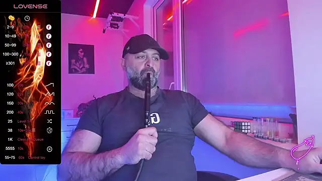 Snapshot of MAGABEAR077 chatting on February 2026 07:37:01 PM MAGABEAR077 online show from February 2026 07:37:01 PM