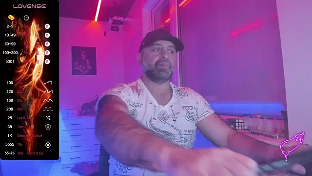 Snapshot of MAGABEAR077 chatting on February 2026 08:36:01 AM MAGABEAR077 online show from February 2026 08:36:01 AM