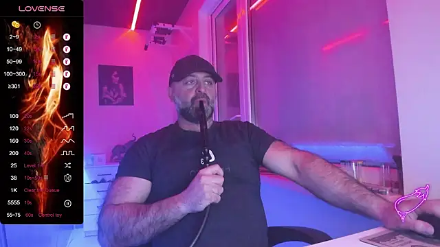 Snapshot of MAGABEAR077 chatting on March 2026 06:21:01 PM MAGABEAR077 online show from March 2026 06:21:01 PM