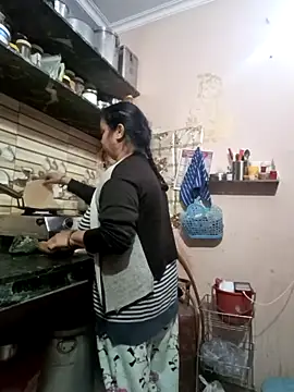 Snapshot of Kavya_kapoor chatting on February 2026 03:56:01 AM Kavya kapoor online show from February 2026 03:56:01 AM