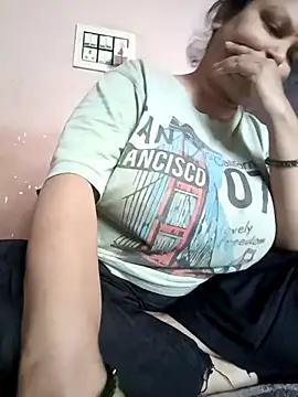 Snapshot of Kavya_kapoor chatting on February 2026 03:35:02 AM Kavya kapoor online show from February 2026 03:35:02 AM