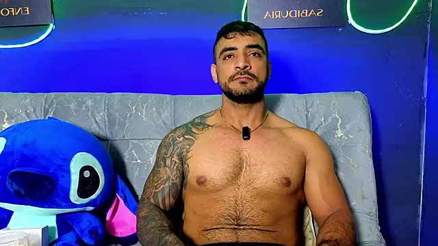 ERIC HARRISON online show from December 2025 01:43:02 AM