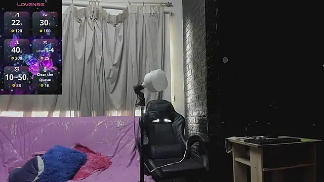 Snapshot of kitty_queen10 chatting on January 2026 12:42:01 PM kitty queen10 online show from January 2026 12:42:01 PM