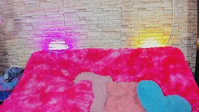 Snapshot of kitty_queen10 chatting on February 2026 04:20:02 AM kitty queen10 online show from February 2026 04:20:02 AM