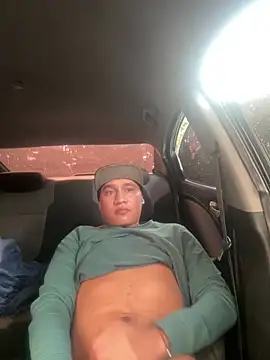 ZMalco2Hend8 online show from March 2026 05:18:01 PM