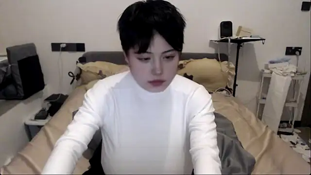 lunalunali online show from December 2025 12:14:02 PM