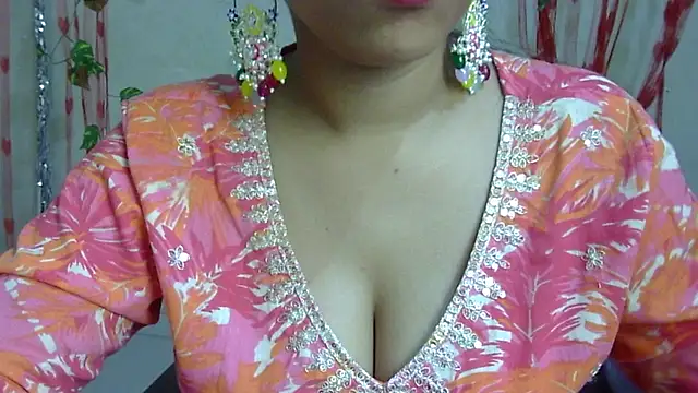 Preeti-Sexy online show from October 2025 05:37:02 AM