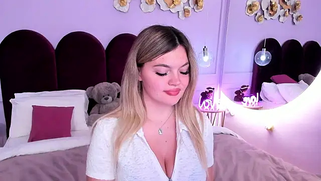 ZaraBloom online show from January 2026 03:30:02 AM