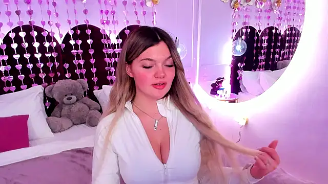 ZaraBloom online show from February 2026 03:58:02 AM