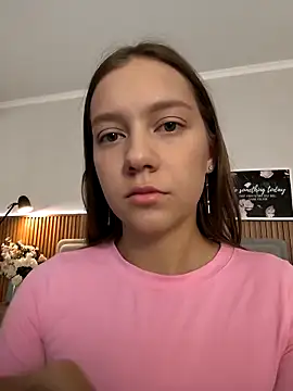 AliceBrayan online show from September 2025 05:07:02 AM