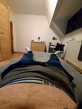 pascalino100 online show from February 2025 05:47:01 PM