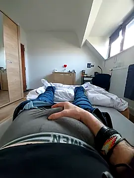 pascalino100 online show from March 2025 09:21:01 AM