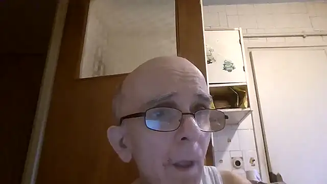 Snapshot of mariusica1@xh chatting on July 2026 02:50:01 AM mariusica1xh online show from July 2026 02:50:01 AM