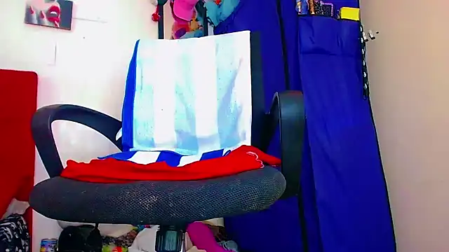 nicol gill  online show from February 2025 12:50:01 PM