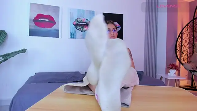 Angela donnato online show from September 2025 03:19:02 AM