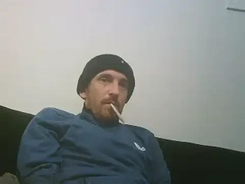 PocoLoco420 online show from December 2025 12:51:01 AM