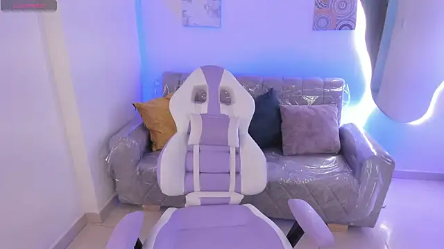 Charlotte cowell sub1  online show from October 2025 05:13:02 PM