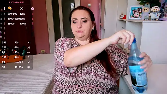 lovely adelle online show from November 2025 09:53:01 AM