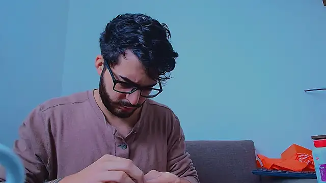 thomas gun online show from March 2026 08:04:01 PM