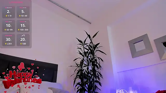 ebony hot1 online show from February 2025 01:40:01 PM