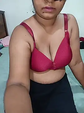 Snapshot of Reesha_99 chatting on July 2026 01:10:02 PM Reesha 99 online show from July 2026 01:10:02 PM