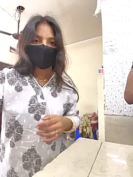 Snapshot of riya190 chatting on February 2025 06:09:02 PM riya190 online show from February 2025 06:09:02 PM