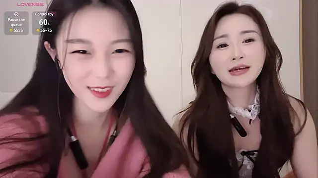 Snapshot of Sweet-Angel999 chatting on December 2024 01:47:01 PM Sweet-Angel999 online show from December 2024 01:47:01 PM