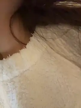 Snapshot of Sweet-Angel999 chatting on January 2025 07:12:01 PM Sweet-Angel999 online show from January 2025 07:12:01 PM