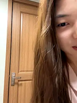 Snapshot of Sweet-Angel999 chatting on October 2025 01:51:01 PM Sweet-Angel999 online show from October 2025 01:51:01 PM