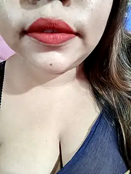 Snapshot of Beautyy38 chatting on October 2025 10:49:01 AM Beautyy38 online show from October 2025 10:49:01 AM