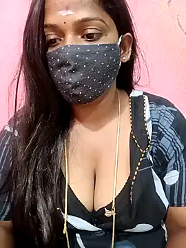 Snapshot of Renuma chatting on January 2025 06:09:02 AM Renuma online show from January 2025 06:09:02 AM