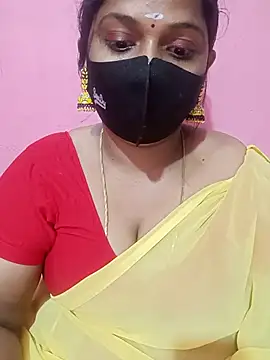 Snapshot of Renuma chatting on November 2025 09:34:01 AM Renuma online show from November 2025 09:34:01 AM