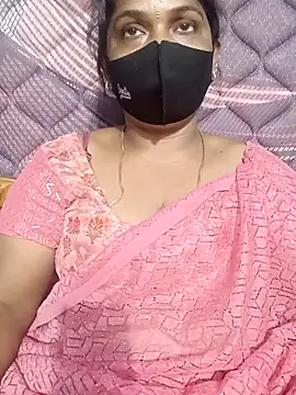 Snapshot of Renuma chatting on December 2025 12:47:02 PM Renuma online show from December 2025 12:47:02 PM