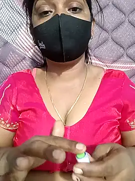 Snapshot of Renuma chatting on February 2026 06:20:02 AM Renuma online show from February 2026 06:20:02 AM