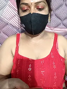 Snapshot of Renuma chatting on March 2026 03:35:02 AM Renuma online show from March 2026 03:35:02 AM