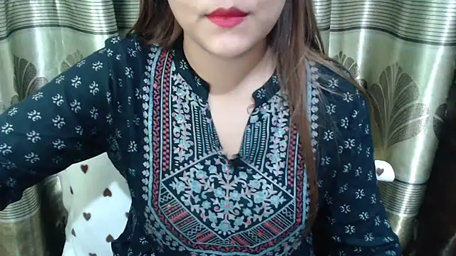 queen angelina online show from March 2026 07:08:02 PM